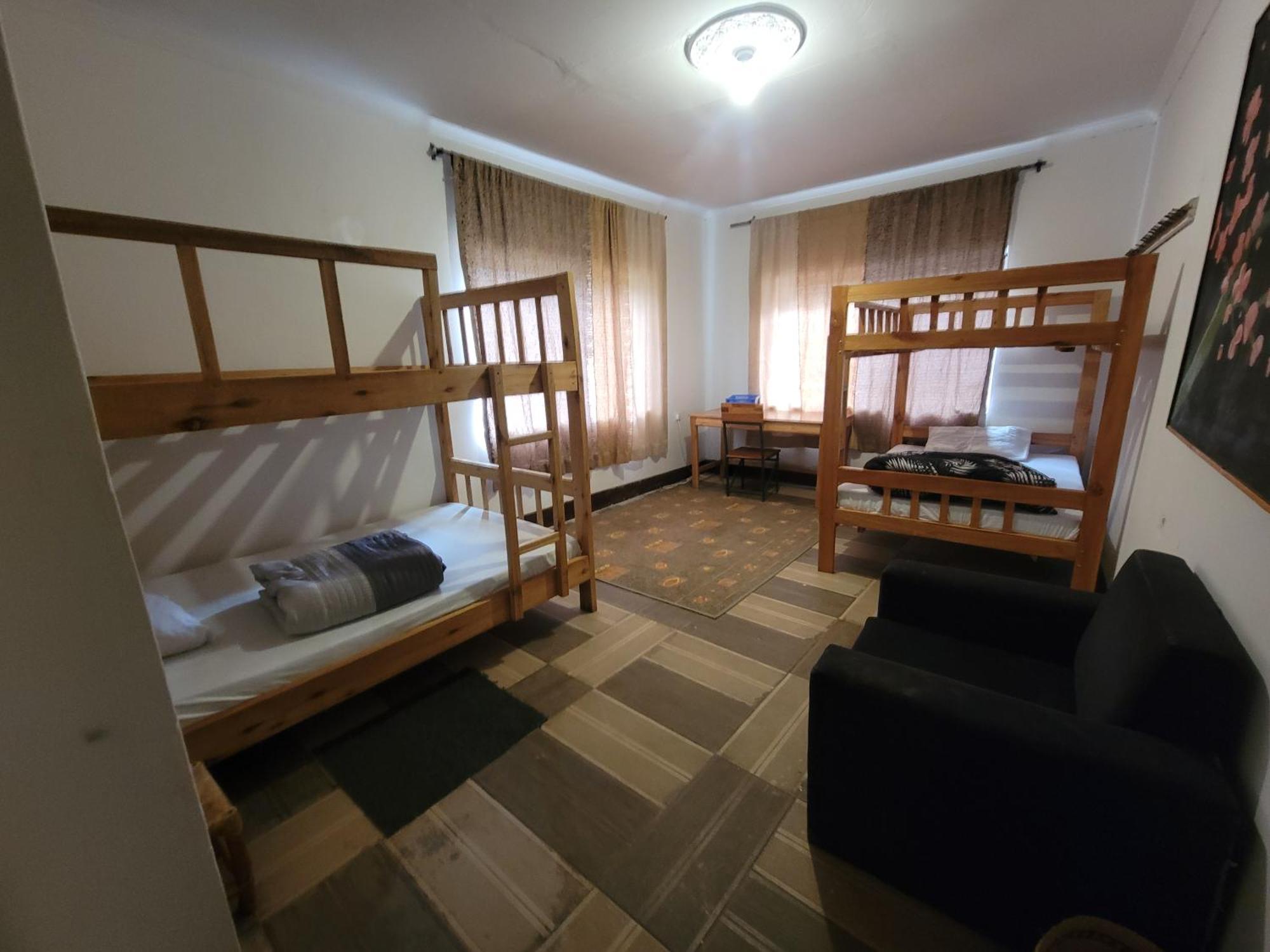 Safari Junction Backpackers Hostel อิริงกา ภายนอก รูปภาพ